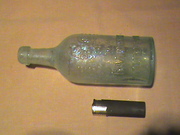 Старинная бутылка из белого стекла - Калинкинъ