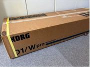 Продам Korg 01 W Pro 76-клавишный синтезатор с черной клавиатурой,  муз